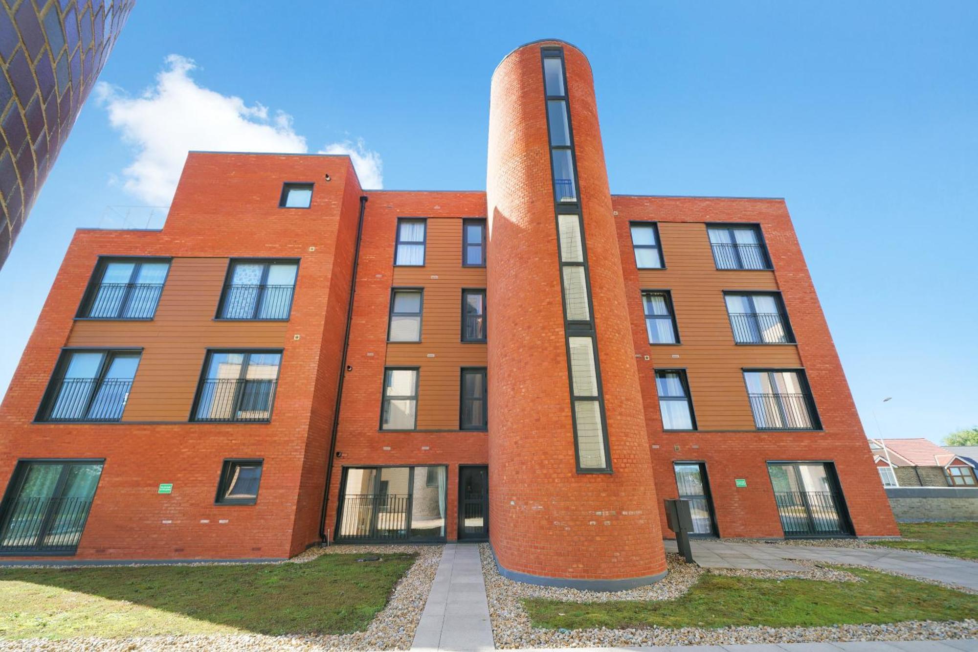 Modern Apartments With Free Parking Near Heathrow Colnbrook Extérieur photo